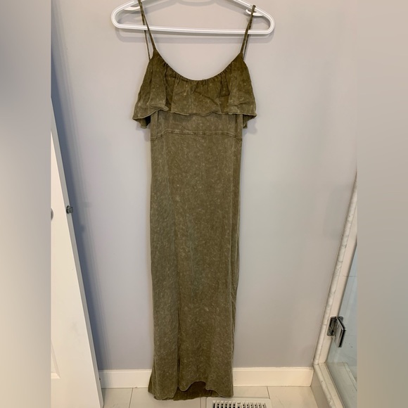 Chaser Maxi Dress with Pockets NWOT - Picture 1 of 5